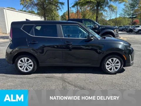 More photos of 2023 Kia Soul LX at ALM Ford Marietta, GA