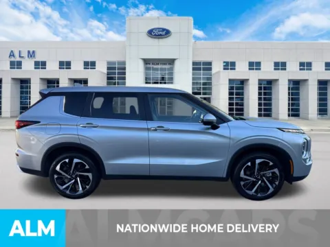 More photos of 2024 Mitsubishi Outlander SE at ALM Ford Marietta, GA