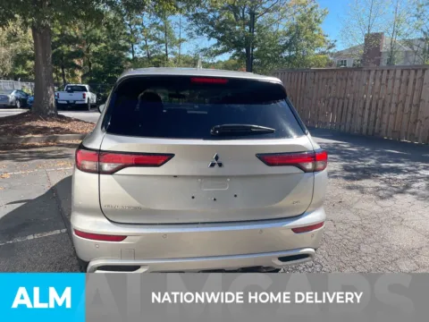 More photos of 2024 Mitsubishi Outlander SE at ALM Ford Marietta, GA