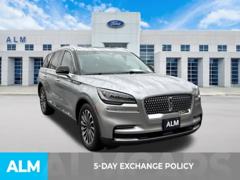 More photos of 2023 Lincoln Aviator Standard at ALM Ford Marietta, GA