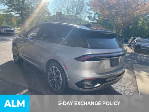 More photos of 2024 Lincoln Nautilus Reserve at ALM Ford Marietta, GA