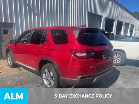 More photos of 2023 Honda Pilot EX-L at ALM Ford Marietta, GA