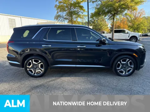 More photos of 2025 Hyundai Palisade Limited at ALM Ford Marietta, GA