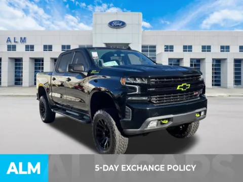 More photos of 2021 Chevrolet Silverado 1500 LT Trail Boss at ALM Ford Marietta, GA