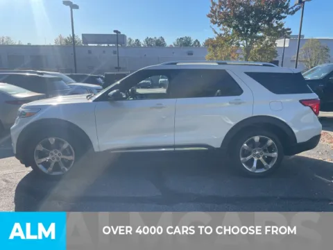 Another view of 2020 Ford Explorer Platinum for sale in Marietta, GA at ALM Ford Marietta