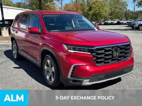 More photos of 2023 Honda Pilot EX-L at ALM Ford Marietta, GA