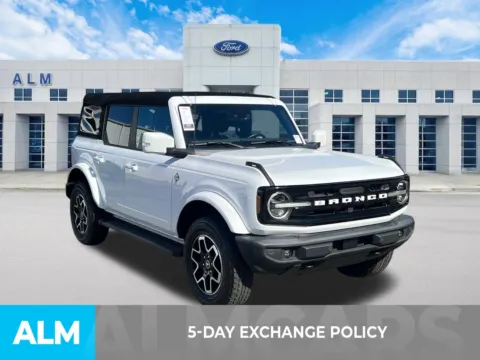 More photos of 2023 Ford Bronco Outer Banks at ALM Ford Marietta, GA