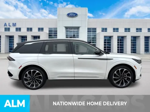 More photos of 2024 Lincoln Nautilus Black Label at ALM Ford Marietta, GA