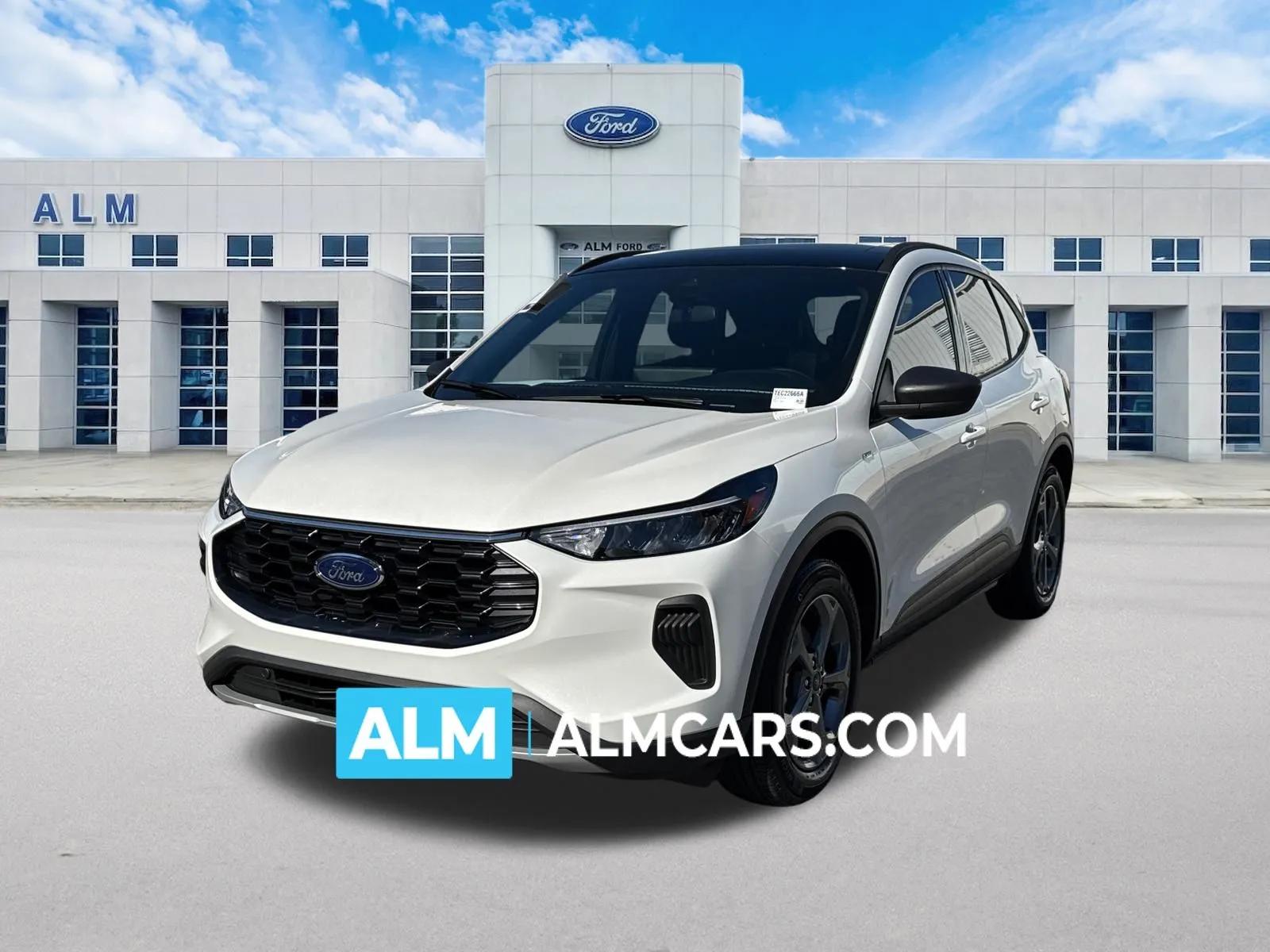 2025 Ford Escape ST-Line's photo