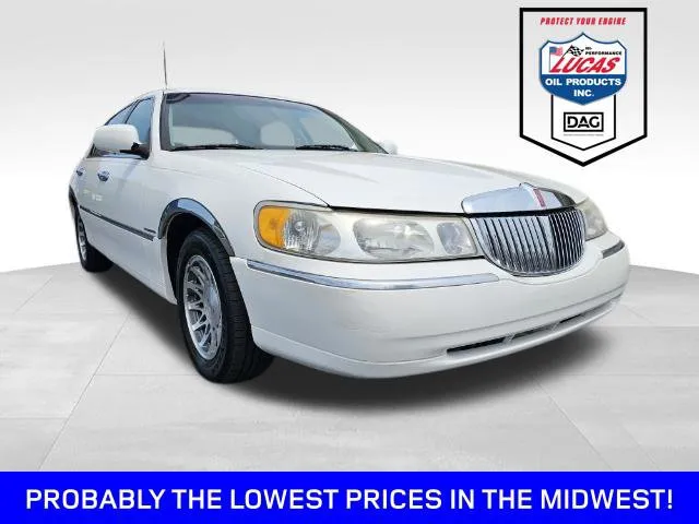 2000 Lincoln Town Car Signature for sale in Tipton, IN