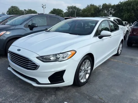 Photos of 2020 Ford Fusion SE for sale in Tipton, IN at Tipton Ford