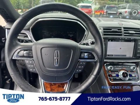 More photos of 2017 Lincoln Continental Reserve at Tipton Ford, IN