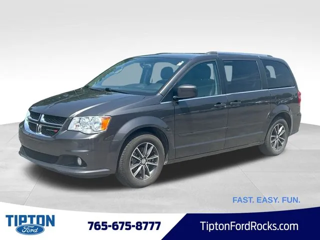 Gray 2017 Dodge Grand Caravan SXT for sale in Tipton, IN