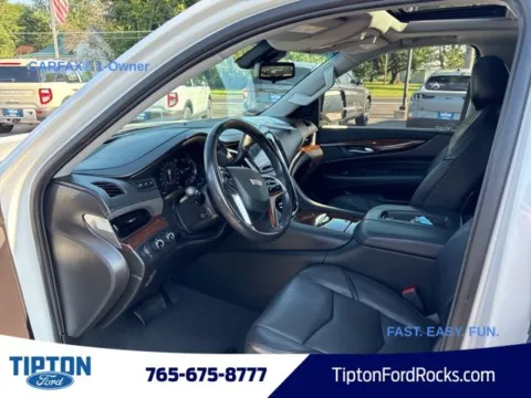 Another view of 2019 Cadillac Escalade ESV Premium for sale in Tipton, IN at Tipton Ford