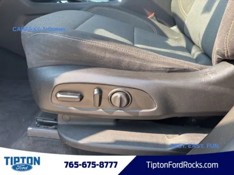 More photos of 2021 Chevrolet Traverse LT at Tipton Ford, IN