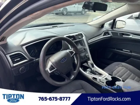 Another view of 2016 Ford Fusion SE for sale in Tipton, IN at Tipton Ford