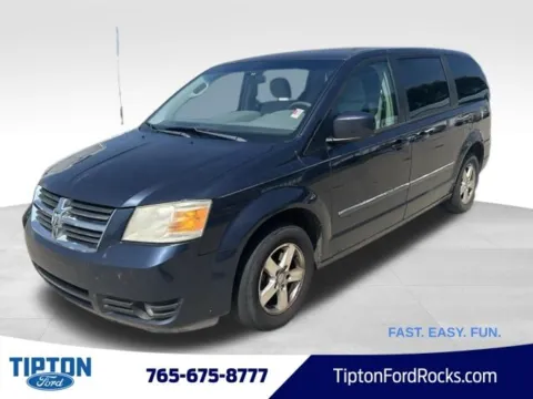 Silver 2008 Dodge Grand Caravan SXT for sale in Tipton, IN