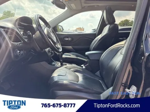 More photos of 2019 Jeep Cherokee Limited at Tipton Ford, IN