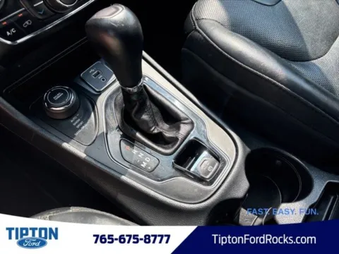 More photos of 2019 Jeep Cherokee Limited at Tipton Ford, IN