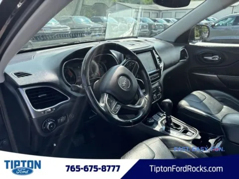More photos of 2019 Jeep Cherokee Limited at Tipton Ford, IN