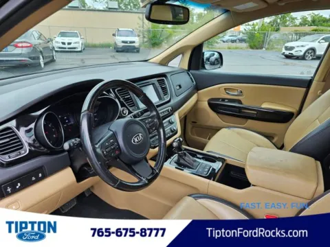 More photos of 2015 Kia Sedona SXL at Tipton Ford, IN