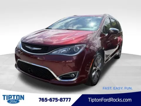 Red 2019 Chrysler Pacifica Limited for sale in Tipton, IN