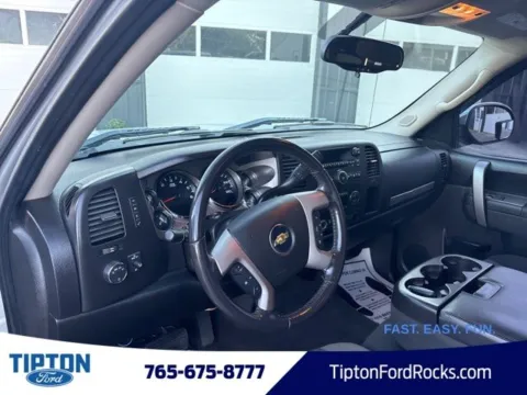 More photos of 2011 Chevrolet Silverado 1500 LT at Tipton Ford, IN