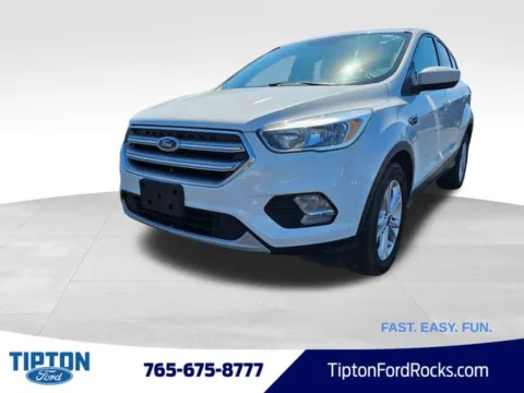 White 2017 Ford Escape SE for sale in Tipton, IN