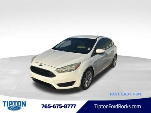 White 2016 Ford Focus SE for sale in Tipton, IN