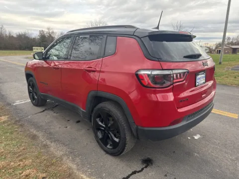 More photos of 2020 Jeep Compass Altitude at Hometown Chevrolet, OH