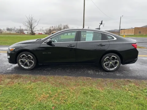 More photos of 2024 Chevrolet Malibu LT at Hometown Chevrolet, OH