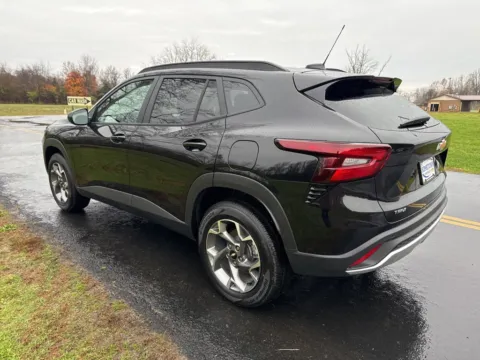 More photos of 2025 Chevrolet Trax LT at Hometown Chevrolet, OH