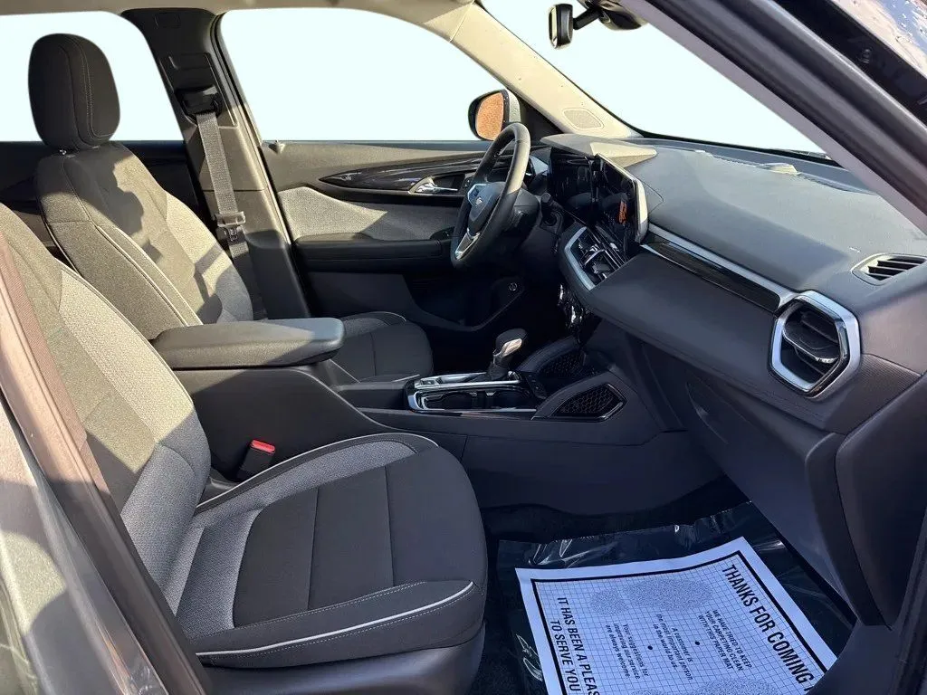 2025 Chevrolet Trailblazer LT - Photo 14