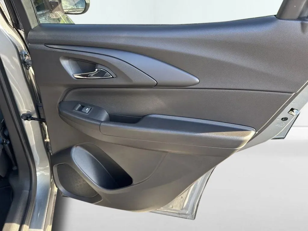 2025 Chevrolet Trailblazer LT - Photo 28