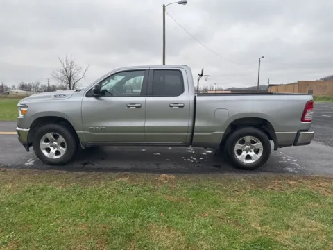 More photos of 2022 Ram 1500 Big Horn/Lone Star at Hometown Chevrolet, OH