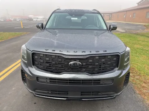 Photos of 2021 Kia Telluride EX for sale in Waverly, OH at Hometown Chevrolet