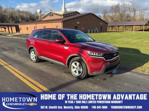 Red 2023 Kia Sorento LX for sale in Waverly, OH