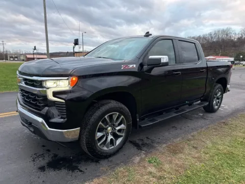 Another view of 2026 Chevrolet Silverado 1500 LT for sale in Waverly, OH at Hometown Chevrolet