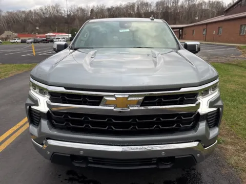 Photos of 2026 Chevrolet Silverado 1500 LT for sale in Waverly, OH at Hometown Chevrolet