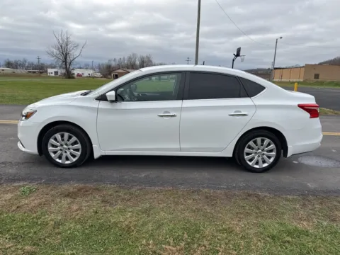 More photos of 2019 Nissan Sentra S at Hometown Chevrolet, OH