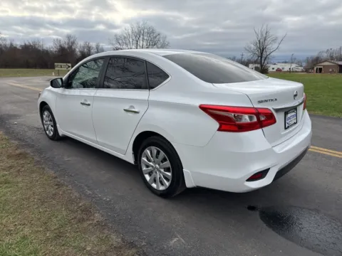 More photos of 2019 Nissan Sentra S at Hometown Chevrolet, OH