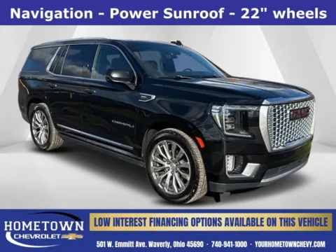 Black 2021 GMC Yukon Denali for sale in Waverly, OH