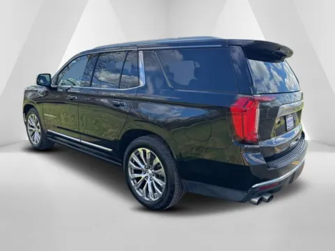 More photos of 2021 GMC Yukon Denali at Hometown Chevrolet, OH