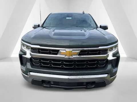 Photos of 2026 Chevrolet Silverado 1500 LT for sale in Waverly, OH at Hometown Chevrolet
