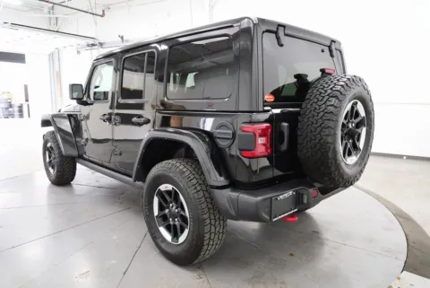 More photos of 2021 Jeep Wrangler Unlimited Rubicon at Hometown Chevrolet, OH