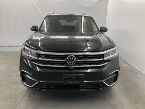 Photos of 2022 Volkswagen Atlas 3.6L V6 SEL Premium R-Line for sale in Waverly, OH at Hometown Chevrolet