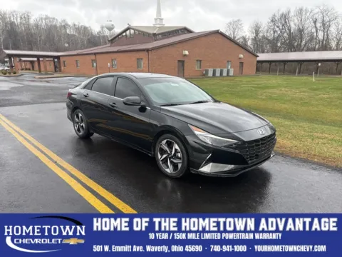 Black 2023 Hyundai Elantra Limited for sale in Waverly, OH