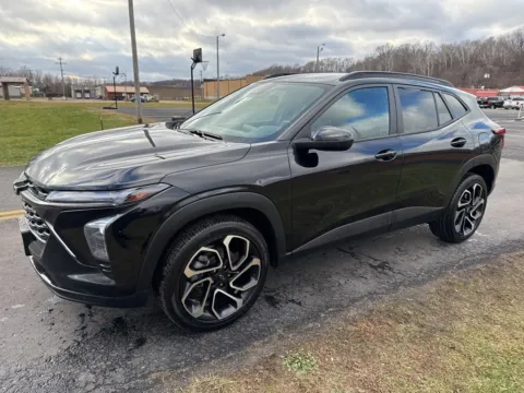 Another view of 2024 Chevrolet Trax 2RS for sale in Waverly, OH at Hometown Chevrolet