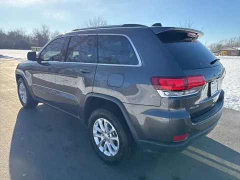 More photos of 2021 Jeep Grand Cherokee Laredo E at Hometown Chevrolet, OH