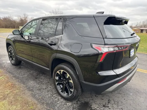 More photos of 2026 Chevrolet Equinox LT at Hometown Chevrolet, OH